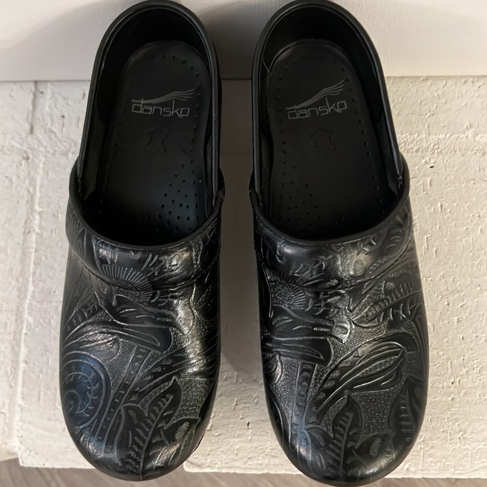 Dansko Women’s Clog